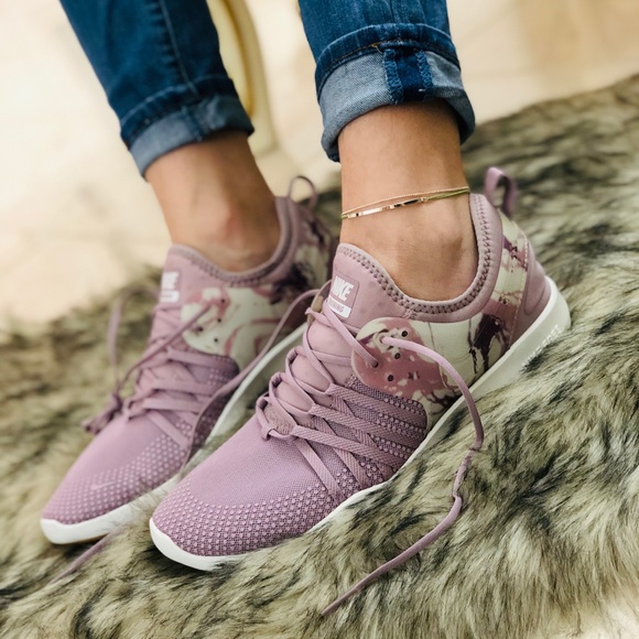 Nike Shoes - Nike Free TR 7 Women's Training Shoes